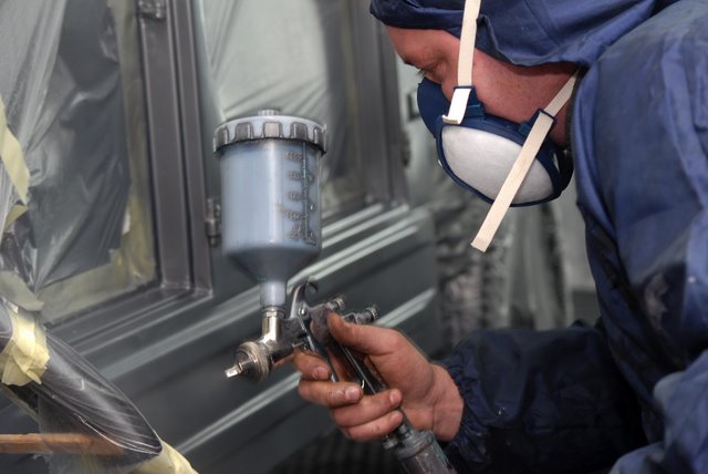 LAKIERNIA WYMAGA POZWOLENIA! LAKIERNIA WYMAGA POZWOLENIA!