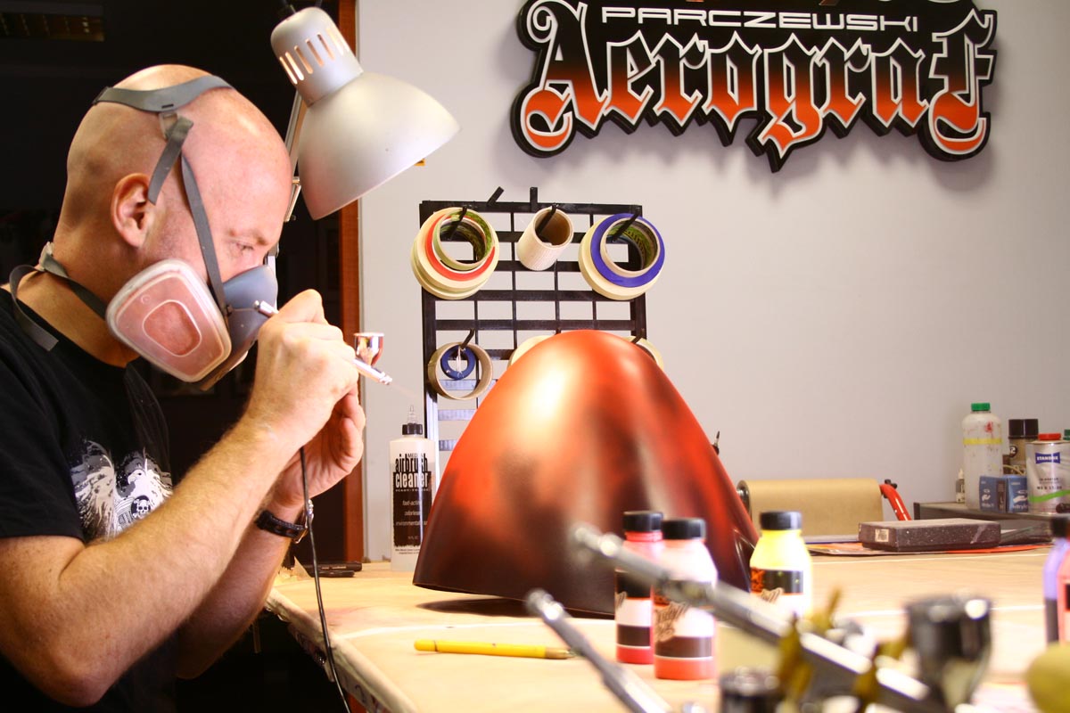 Kask dla ekstremalnie szybkiego narciarza Kask dla ekstremalnie szybkiego narciarza