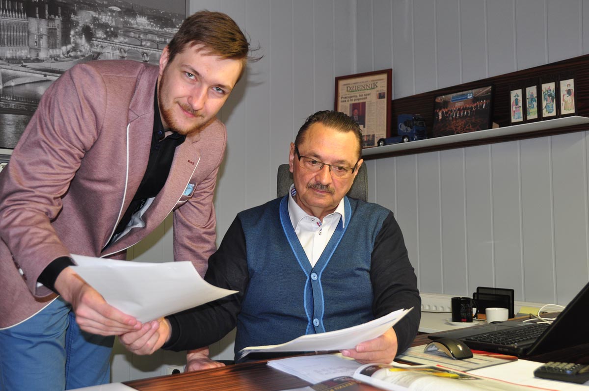 W biznesie trzeba być optymistą – droga od malowania maski malucha, do dystrybucji kabin W biznesie trzeba być optymistą – droga od malowania maski malucha, do dystrybucji kabin