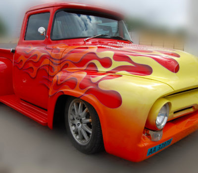Ford w płomieniach
