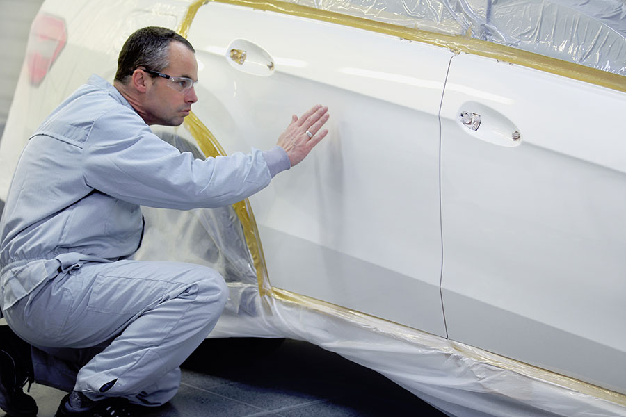 Praktyczne wskazówki od marki Standox: skuteczna renowacja białych lakierów perłowych Praktyczne wskazówki od marki Standox: skuteczna renowacja białych lakierów perłowych