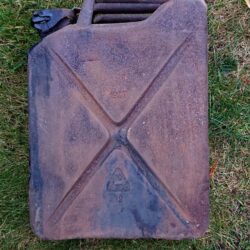 Niemieckie karnistry z wojny