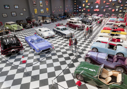 Nowy blask klasycznych samochodów BMW Nowy blask klasycznych samochodów BMW