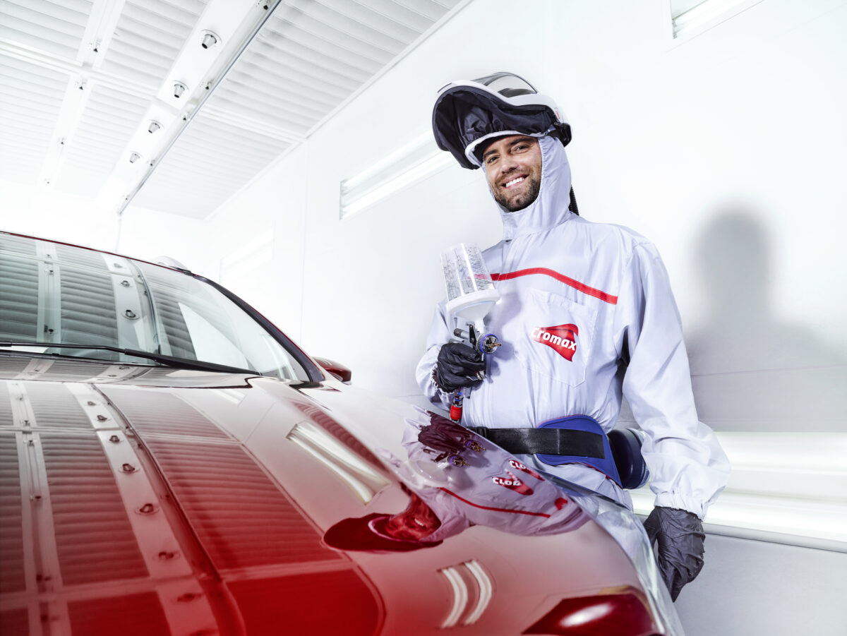 Nowy lakier bezbarwny od Cromax – CC6500 High Performance VOC Clear Nowy lakier bezbarwny od Cromax – CC6500 High Performance VOC Clear