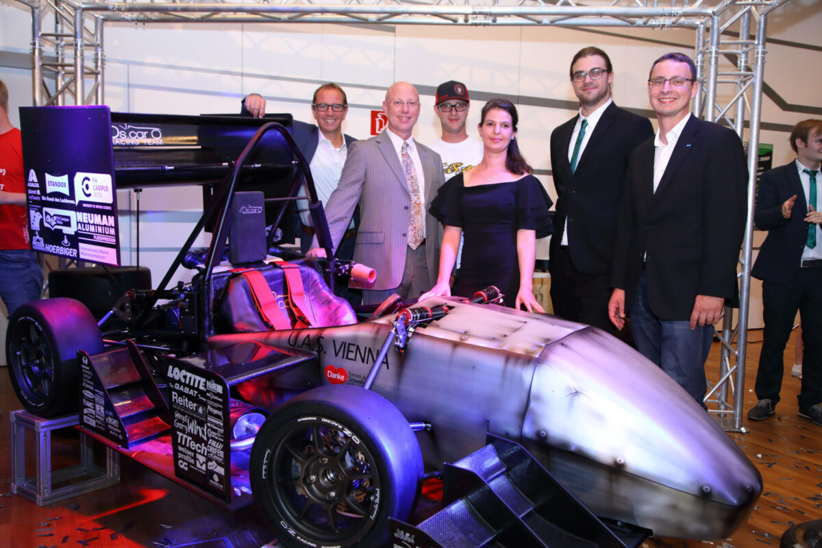 Standox wspiera austriacki zespół wyścigowy w zawodach Formula Student