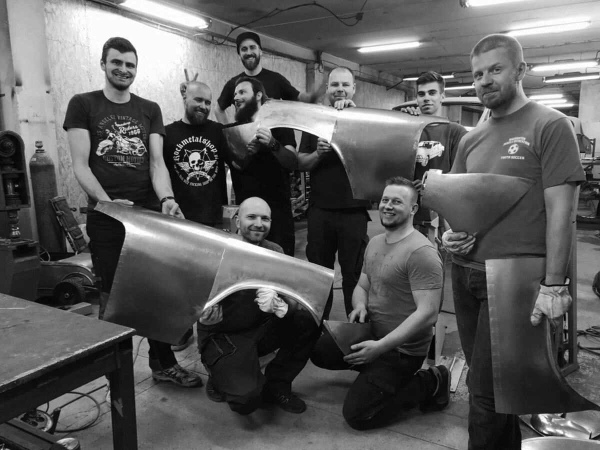 Weź blachę, młotek i zrób sobie samochód Weź blachę, młotek i zrób sobie samochód