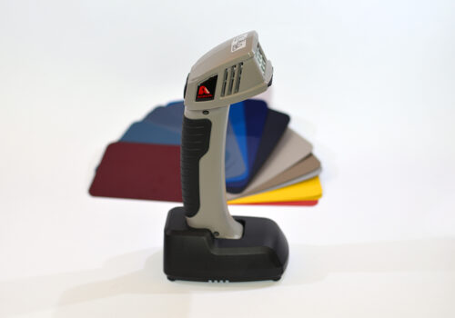 Axalta sprzedała 17 tys. lamp w warsztatach na całym świecie