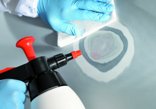 Technologia naprawy elementu karoserii samochodowej z zastosowaniem gruntów przegrodowych firmy TROTON