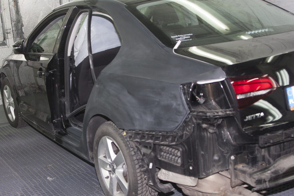 Lakierowanie w garażu? To możliwe pod pewnymi warunkami Lakierowanie w garażu? To możliwe pod pewnymi warunkami