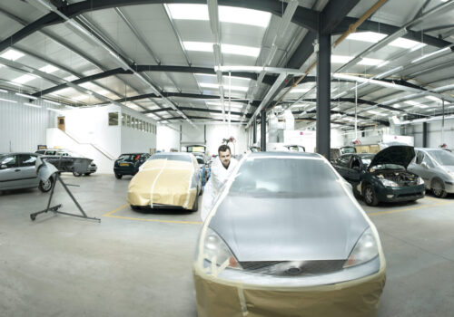 Cromax pomaga warsztatom stanąć na nogi