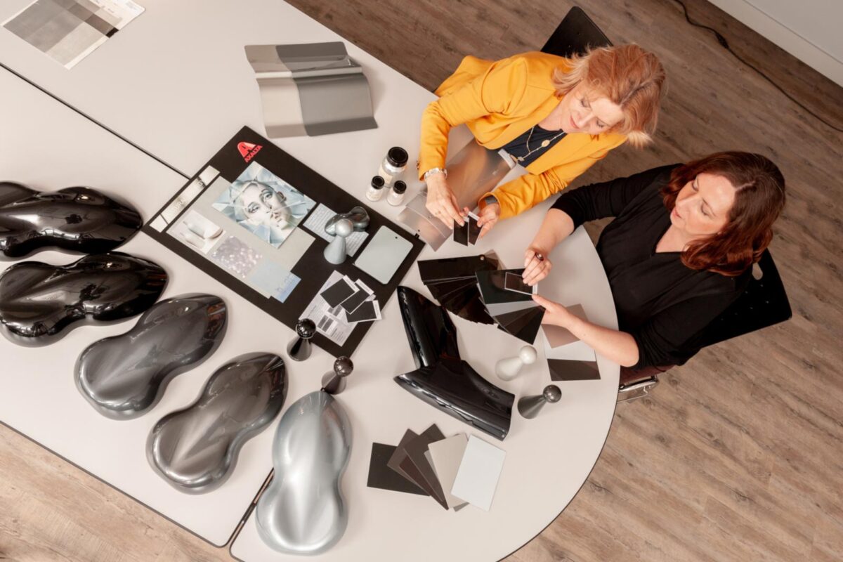 Modne kolory nadwozia: rozwój, wdrażanie i renowacja Modne kolory nadwozia: rozwój, wdrażanie i renowacja