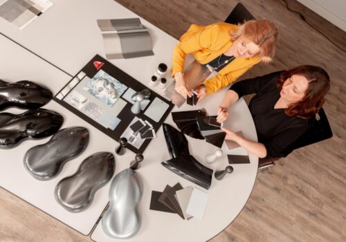 Modne kolory nadwozia: rozwój, wdrażanie i renowacja