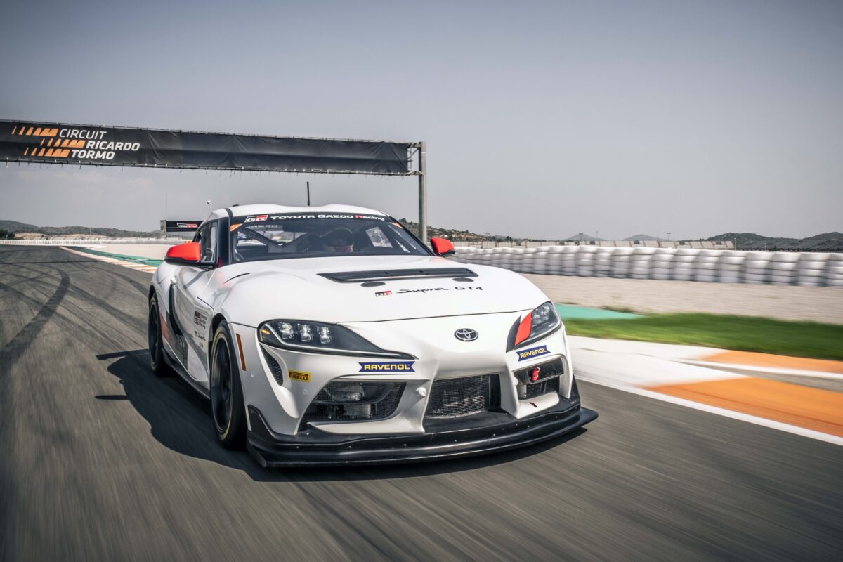 Axalta i TOYOTA GAZOO Racing Europe podpisują wieloletni kontrakt Axalta i TOYOTA GAZOO Racing Europe podpisują wieloletni kontrakt