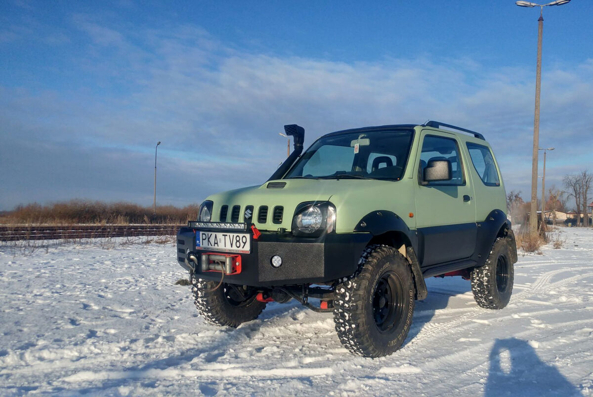 Suzuki w kolorze pistacjowym