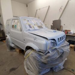 Suzuki w kolorze pistacjowym