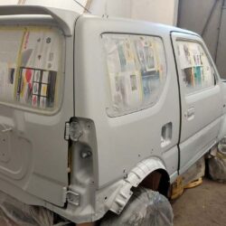 Suzuki w kolorze pistacjowym