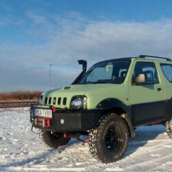 Suzuki w kolorze pistacjowym