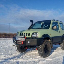 Suzuki w kolorze pistacjowym