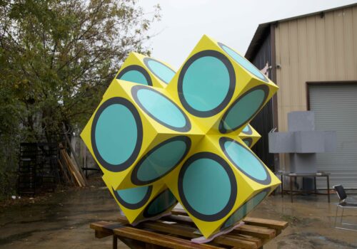 Spies Hecker nadaje sztuce współczesnej kosmiczny wygląd