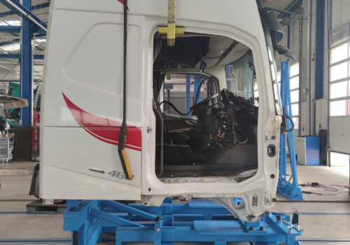 Naprawa kabin pojazdów użytkowych Naprawa kabin pojazdów użytkowych