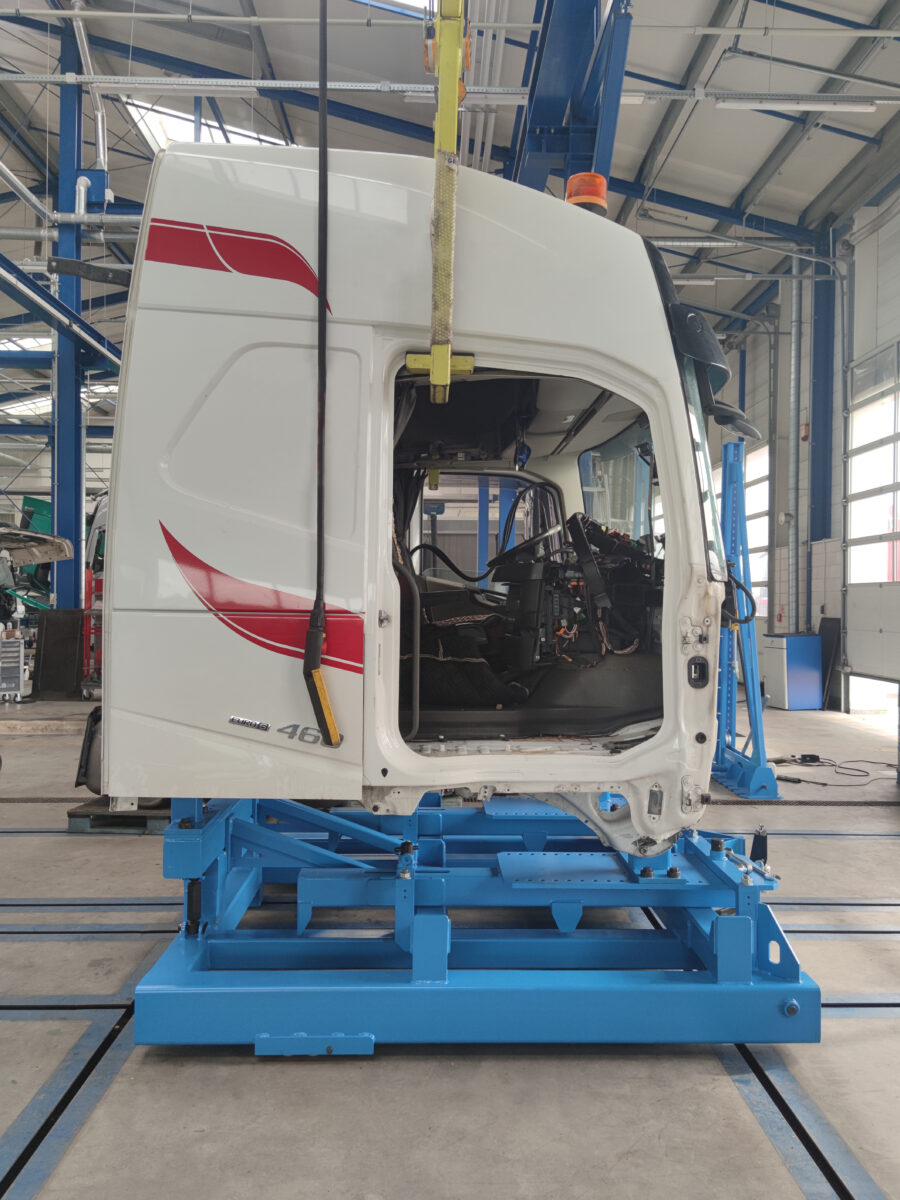 Naprawa kabin pojazdów użytkowych Naprawa kabin pojazdów użytkowych