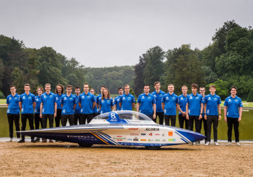 Prędkość i technologia… Cromax i Agoria Solar Team tworzą najbardziej aerodynamiczny pojazd w historii zespołu