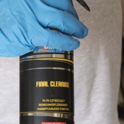 Autodetailling w garazu