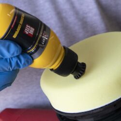 Autodetailling w garazu