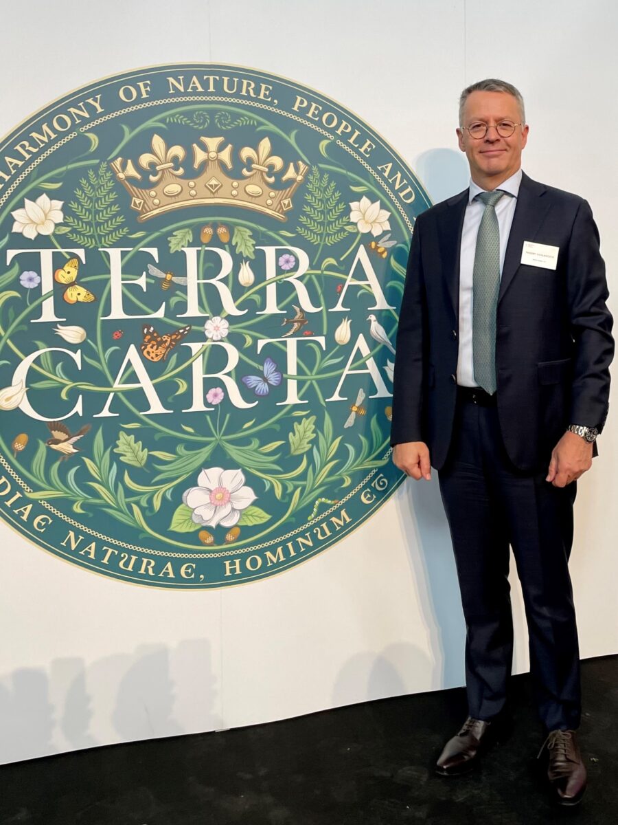 Pieczęć Terra Carta potwierdzeniem zrównoważonego podejścia AkzoNobel do biznesu Pieczęć Terra Carta potwierdzeniem zrównoważonego podejścia AkzoNobel do biznesu