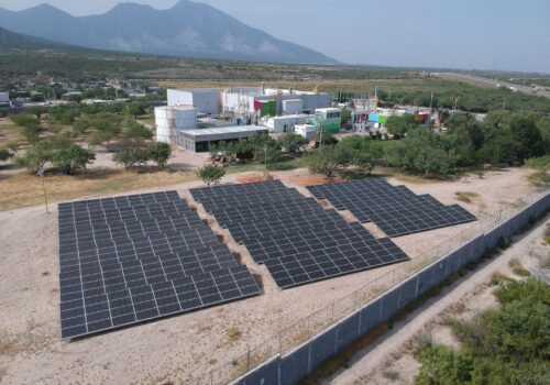 AkzoNobel wykorzystuje wyłącznie w 100% odnawialną energię elektryczną w krajach Ameryki Północnej AkzoNobel wykorzystuje wyłącznie w 100% odnawialną energię elektryczną w krajach Ameryki Północnej