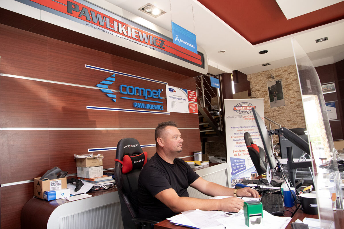 Firma Pawlikiewicz i synowie – od 40 lat w branży blacharsko-lakierniczej