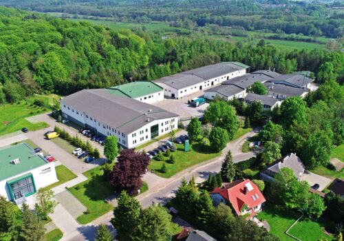 TROTON  – zrównoważony rozwój z szacunkiem dla środowiska naturalnego i lokalnej wspólnoty TROTON  – zrównoważony rozwój z szacunkiem dla środowiska naturalnego i lokalnej wspólnoty
