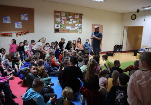 Troton zaprosił Marcina z Lasu na spotkanie z uczniami Troton zaprosił Marcina z Lasu na spotkanie z uczniami