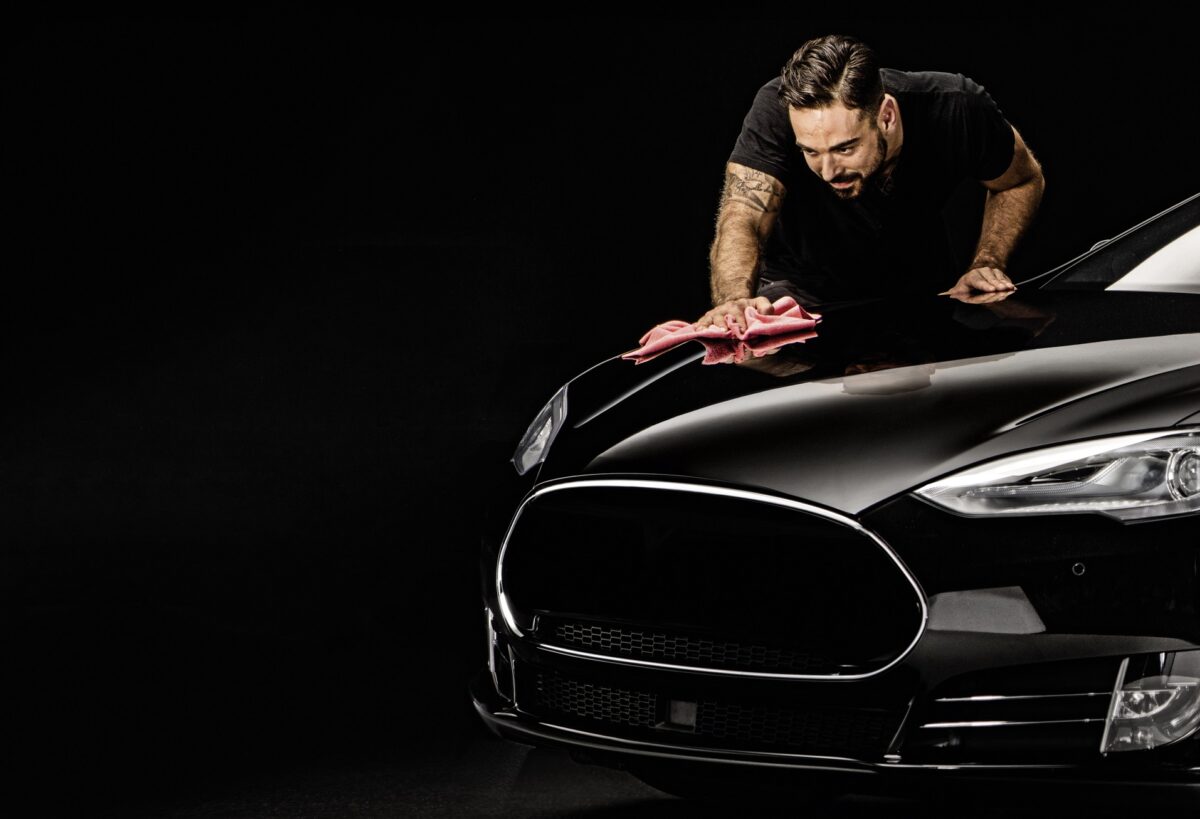 Zadbaj o samochód po zimie – czas na wiosenne porządki