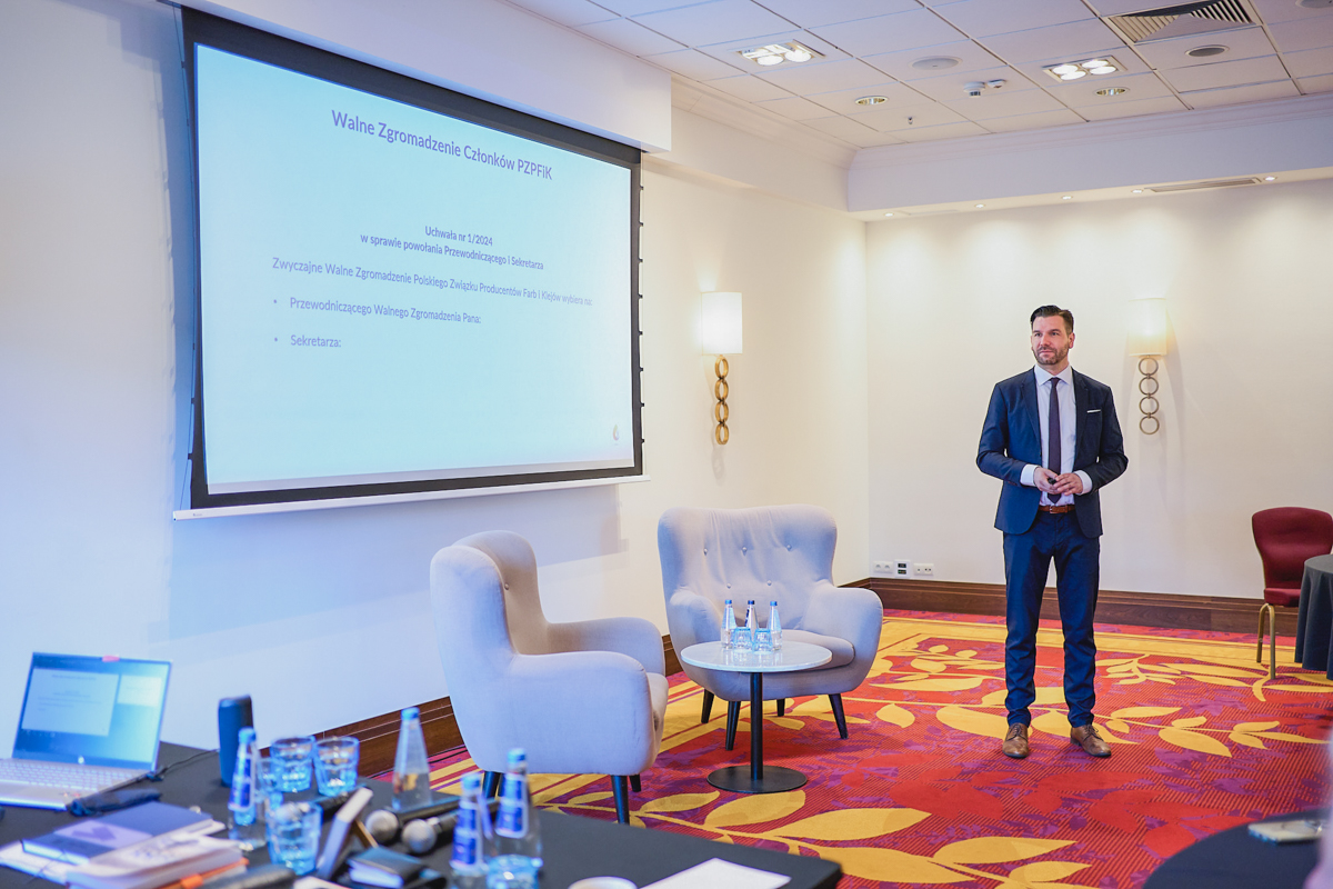 Polski Związek Producentów Farb i Klejów wybrał nowy Zarząd Polski Związek Producentów Farb i Klejów wybrał nowy Zarząd