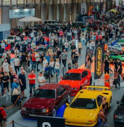 Retro Motor Show 2024 – święto klasycznej motoryzacji, które zachwyciło tysiące fanów