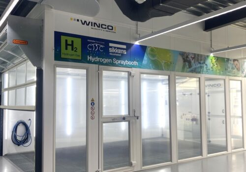 AkzoNobel: Rewolucja w szkoleniach lakierniczych dzięki nowym technologiom i zrównoważonemu podejściu