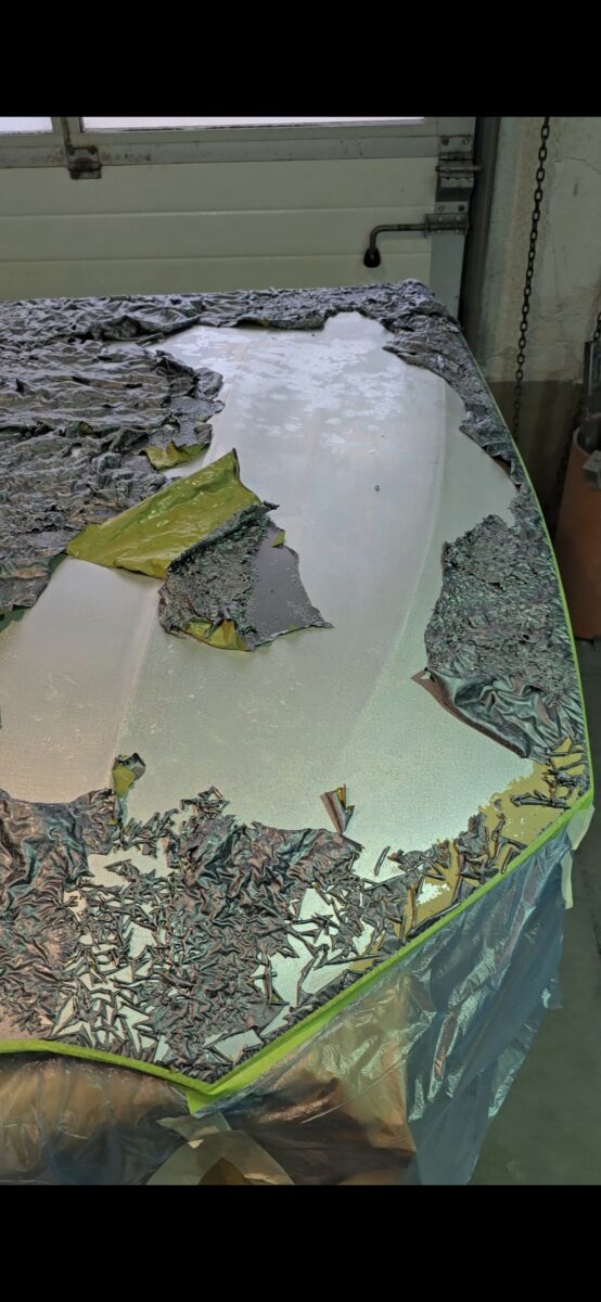 Tomasz Wenta radzi: kiedy chemiczne usuwanie powłoki lakierniczej ma sens