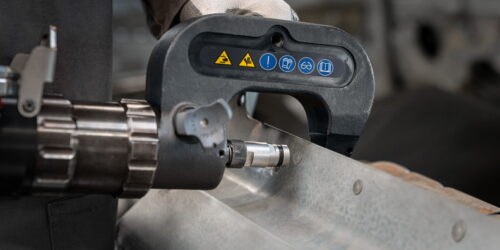 Nitowanie karoserii: nowoczesna alternatywa dla spawania – technologia, zalety i zastosowania Nitowanie karoserii: nowoczesna alternatywa dla spawania – technologia, zalety i zastosowania