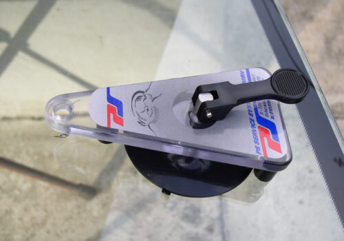 Metody naprawy drobnych uszkodzeń szyb samochodowych Metody naprawy drobnych uszkodzeń szyb samochodowych