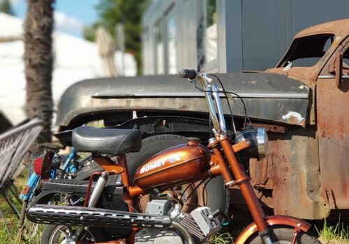 „Odtworzyliśmy lakier Rometa z 1988 roku”. Tajniki warsztatu lakierniczego z pasją