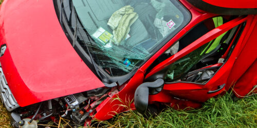 „Cyfrowa rewolucja po stłuczce – nowa funkcja w mObywatelu uprości życie kierowcom i przyspieszy pracę warsztatów”