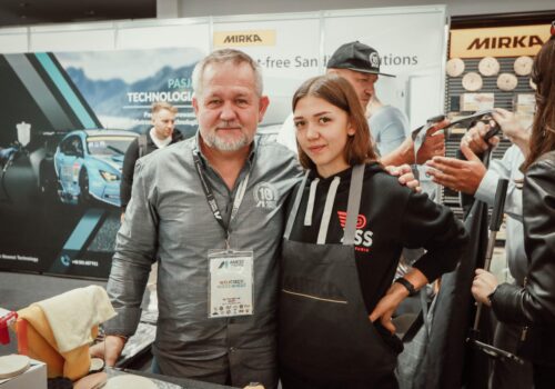 Lakierowanie jako sztuka. Wojciech Niedźwiedź o branży, pasji i życiu Lakierowanie jako sztuka. Wojciech Niedźwiedź o branży, pasji i życiu