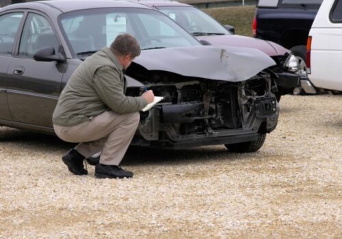 Nowe przepisy dla samochodów używanych: jak zmiany w rejestracji aut wpłyną na warsztaty lakiernicze i blacharskie Nowe przepisy dla samochodów używanych: jak zmiany w rejestracji aut wpłyną na warsztaty lakiernicze i blacharskie