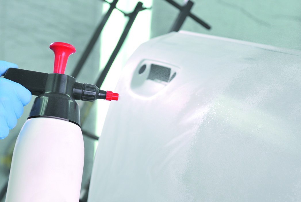 Błędy w przygotowaniu lakierowania: Najczęstsze pułapki i jak ich uniknąć w lakierni