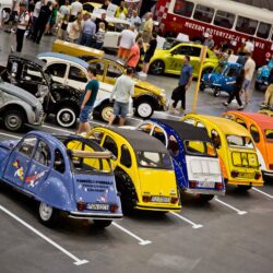 RETRO MOTOR SHOW FOTOBUENO () min