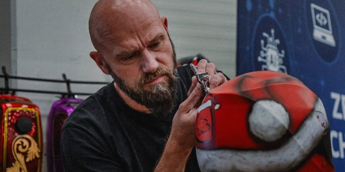 Od socjologa i ratownika do artysty lakiernika. Łukasz Gibek o customowym malowaniu