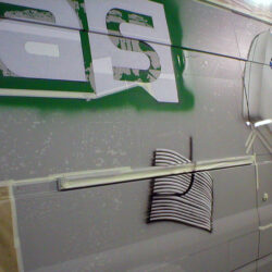 Elektronika w zieleniach airbrush Lakiernik