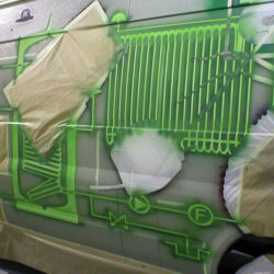 Elektronika w zieleniach airbrush Lakiernik