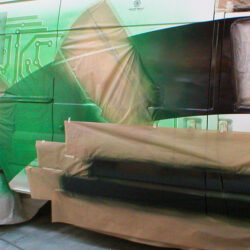 Elektronika w zieleniach airbrush Lakiernik